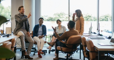 How Business English Training for Your Team Supports a Better Workplace Culture
